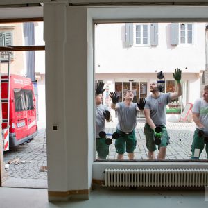Isolierschutz-Glas die Schaufensterfront am Löwen-Laden. Tübingen 2015. Foto: Martin Schreier / www.schreier.co